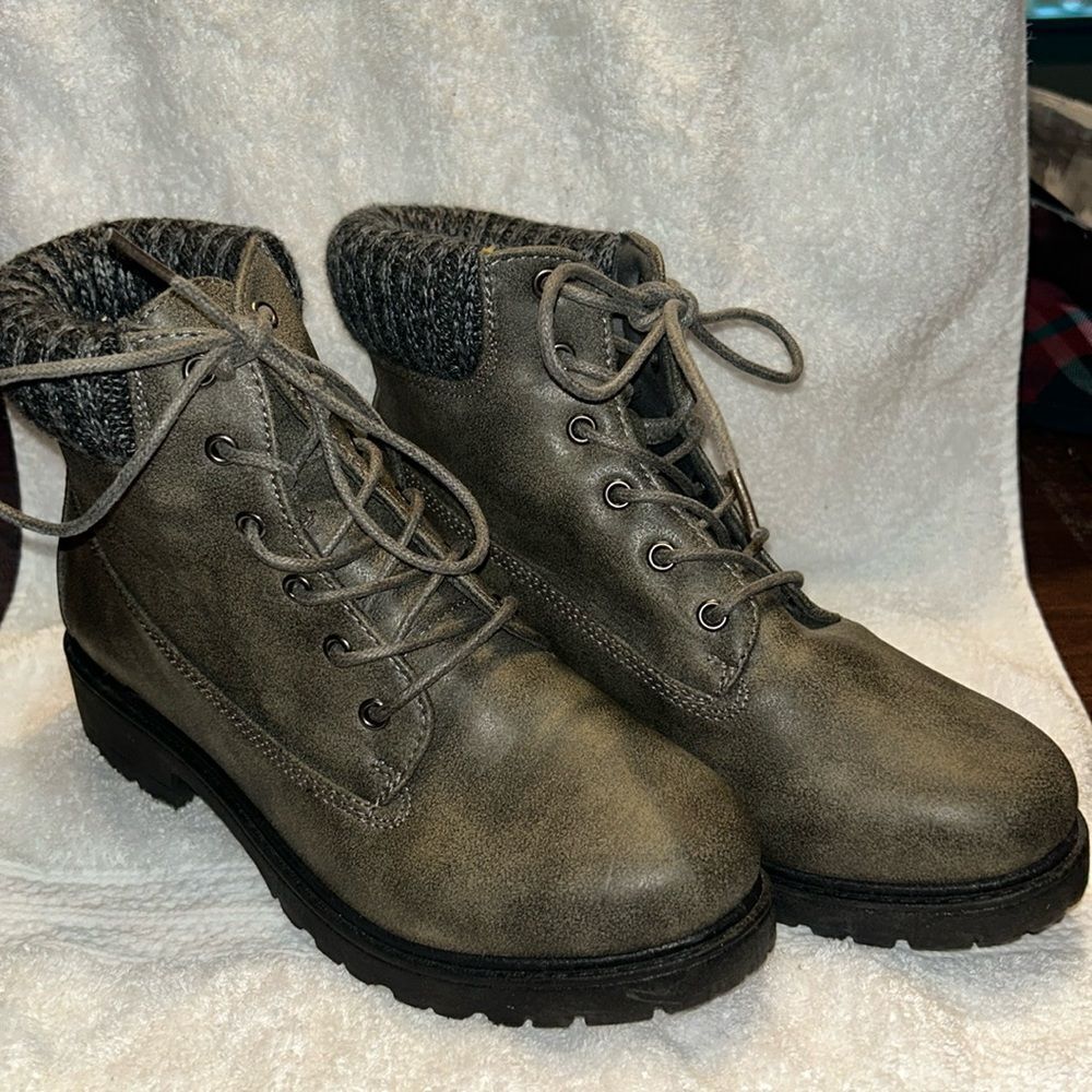 Blue Suede Shoes Booties 8